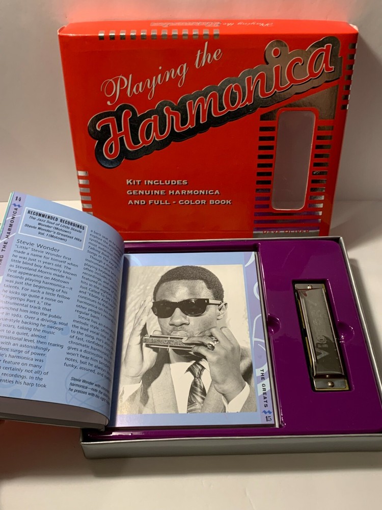 Playing the Harmonica Kit Includes Genuine Harmonica & Full Color Bk Dave Oliver