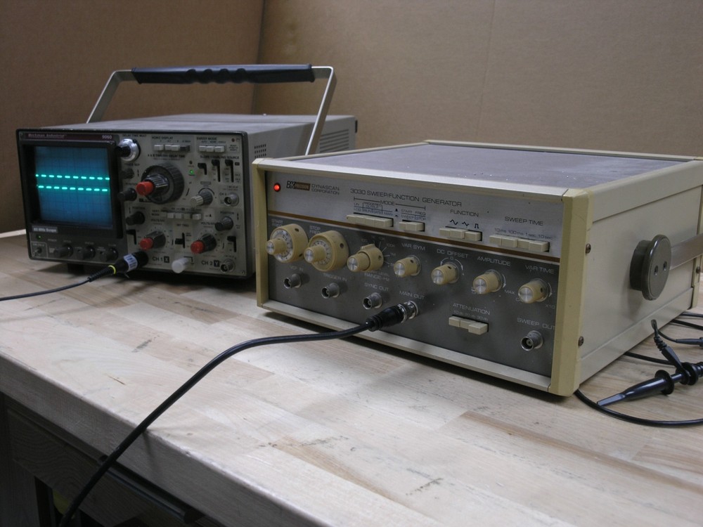 BK Precision Dynascan 3030 Sweep/ Function Generator