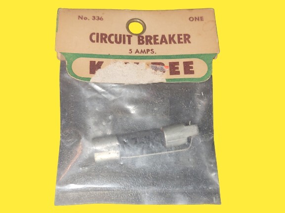 KAY-BEE 5 AMP CIRCUIT BREAKER - NOS