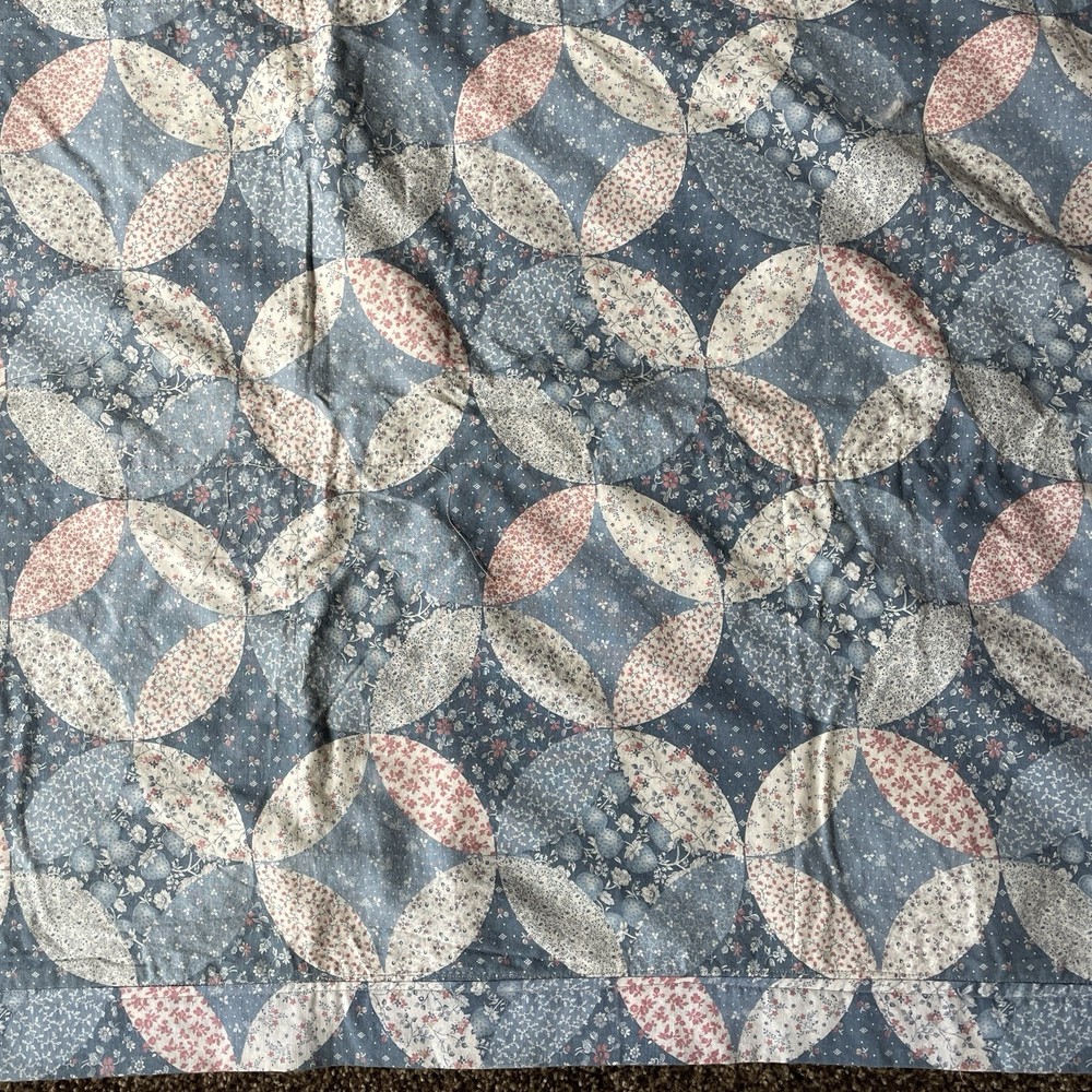 Patchwork Lap Quilt Wall Hanging Handcrafted Machine Stitched 44 x 46 MINT