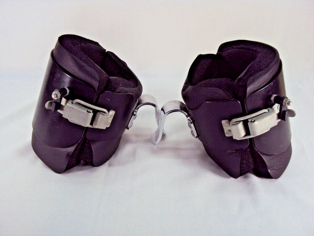 ANTI GRAVITY INVERSION BOOTS THERAPY HANG UPS