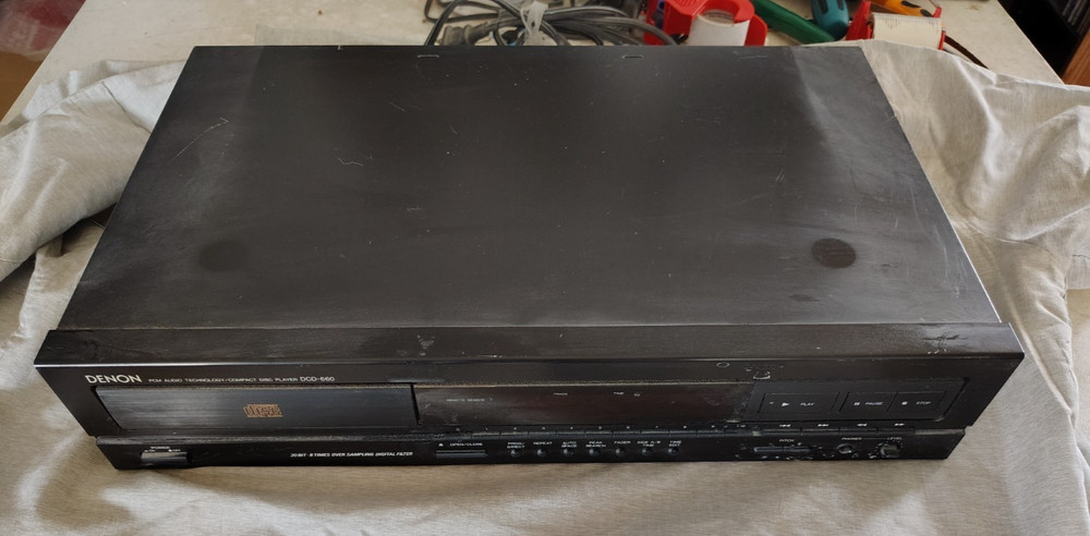 Denon DCD-660 CD Compact Disc CD Player Tested & Working