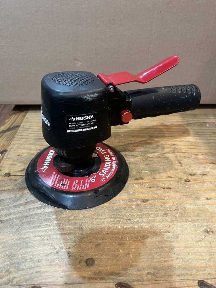 HUSKY TOOLS VIBRATION SANDER: MODEL H4820
