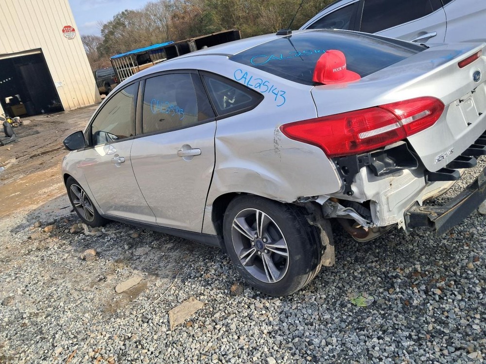 FOCUS 2018 Glove Box 4892054