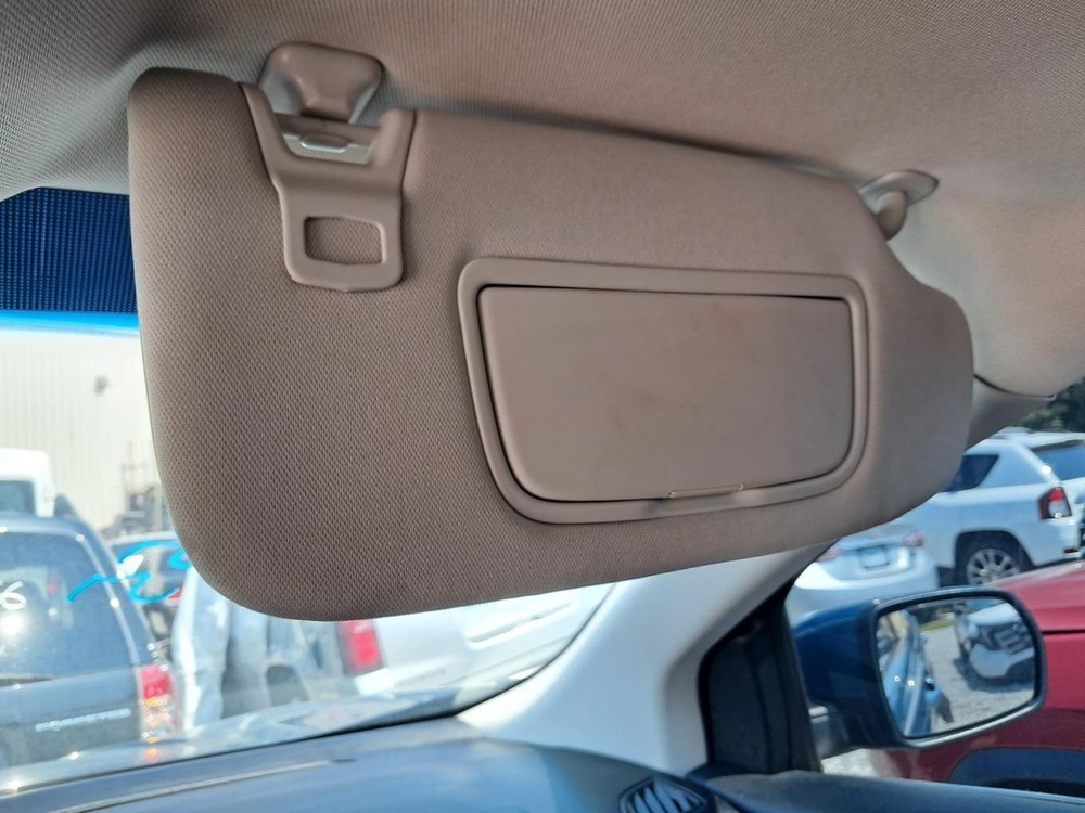 EDGE 2019 Glove Box 4779749