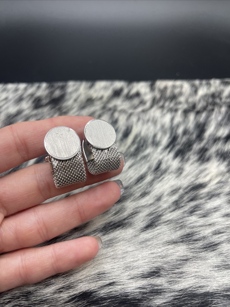 Vintage Cufflinks Wrap Around Silvertone #Q53