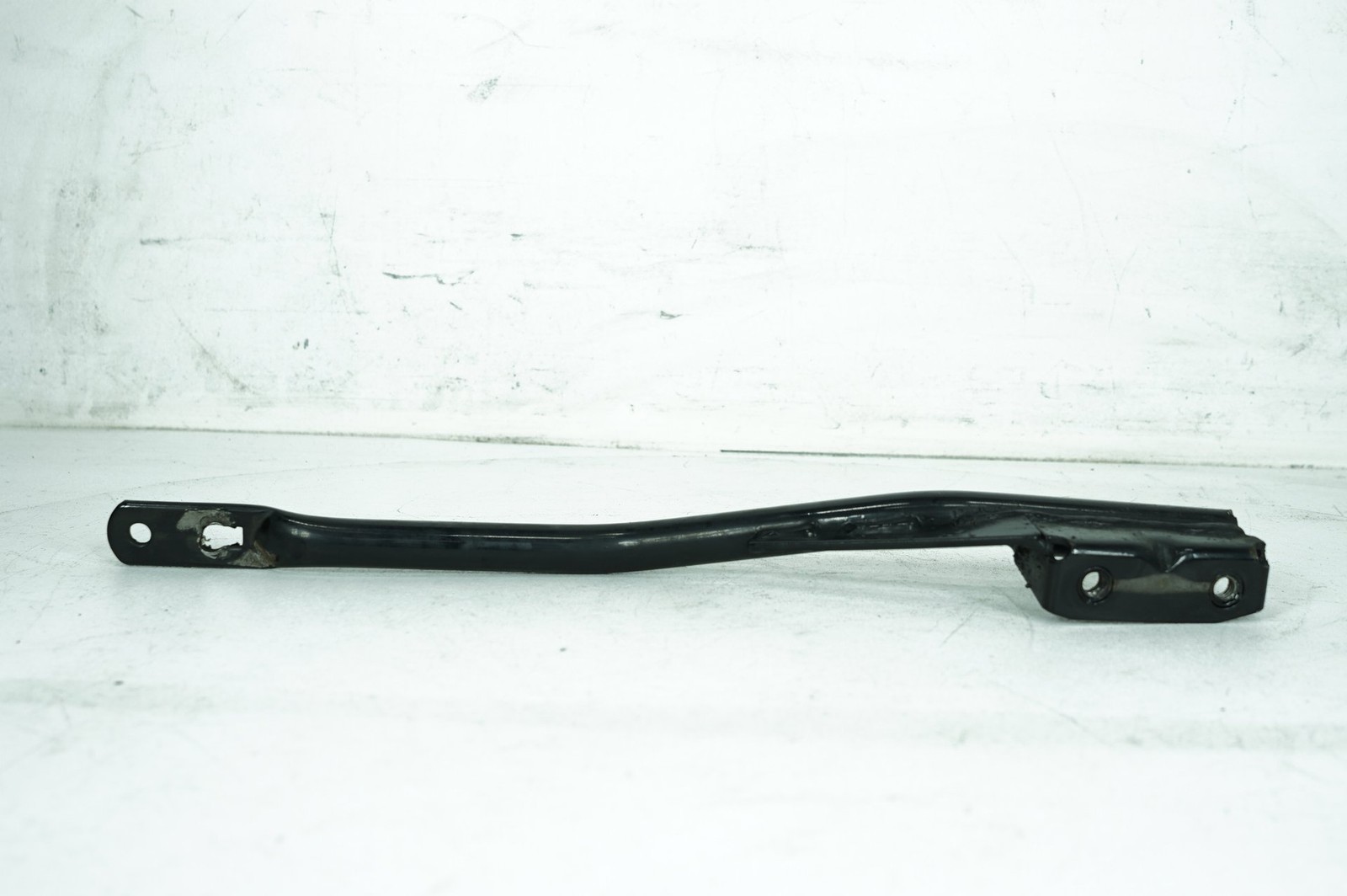 2002 Harley Sportster XL883 OEM Exhaust Muffler Interconnect Bracket Support Bar