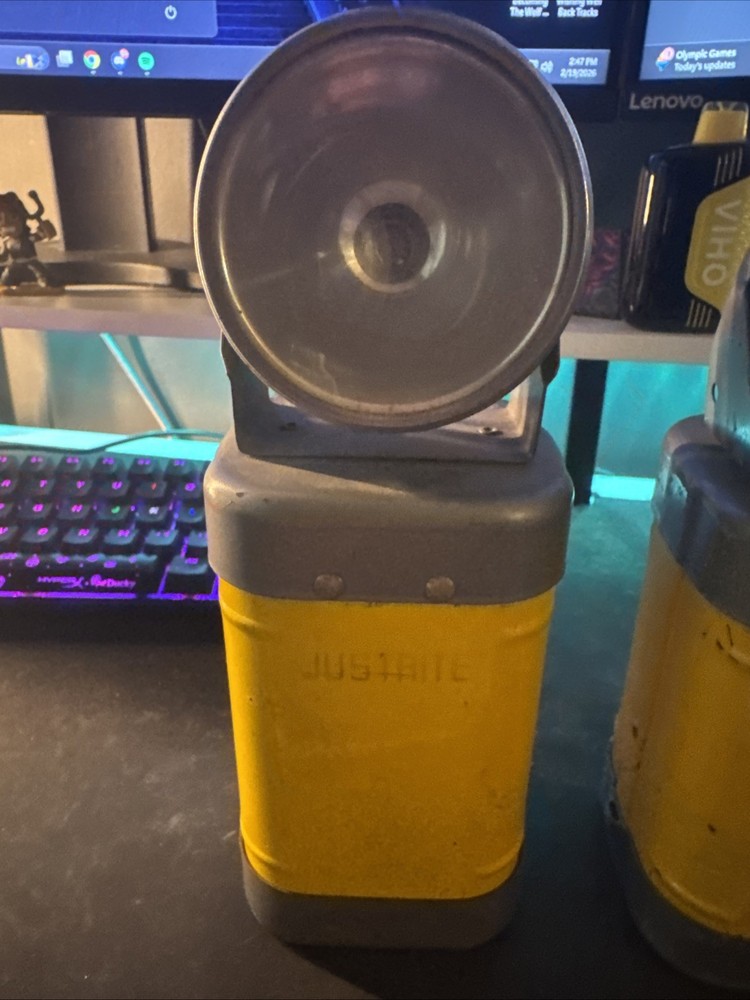 [VINTAGE] 2 JUSTRITE 1940s ﻿﻿Railroad Mining Lantern
