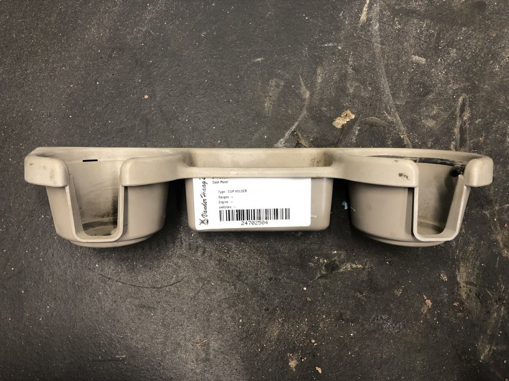 Mack CXN CUP HOLDER Dash Panel - Used | P/N 277QS47M1