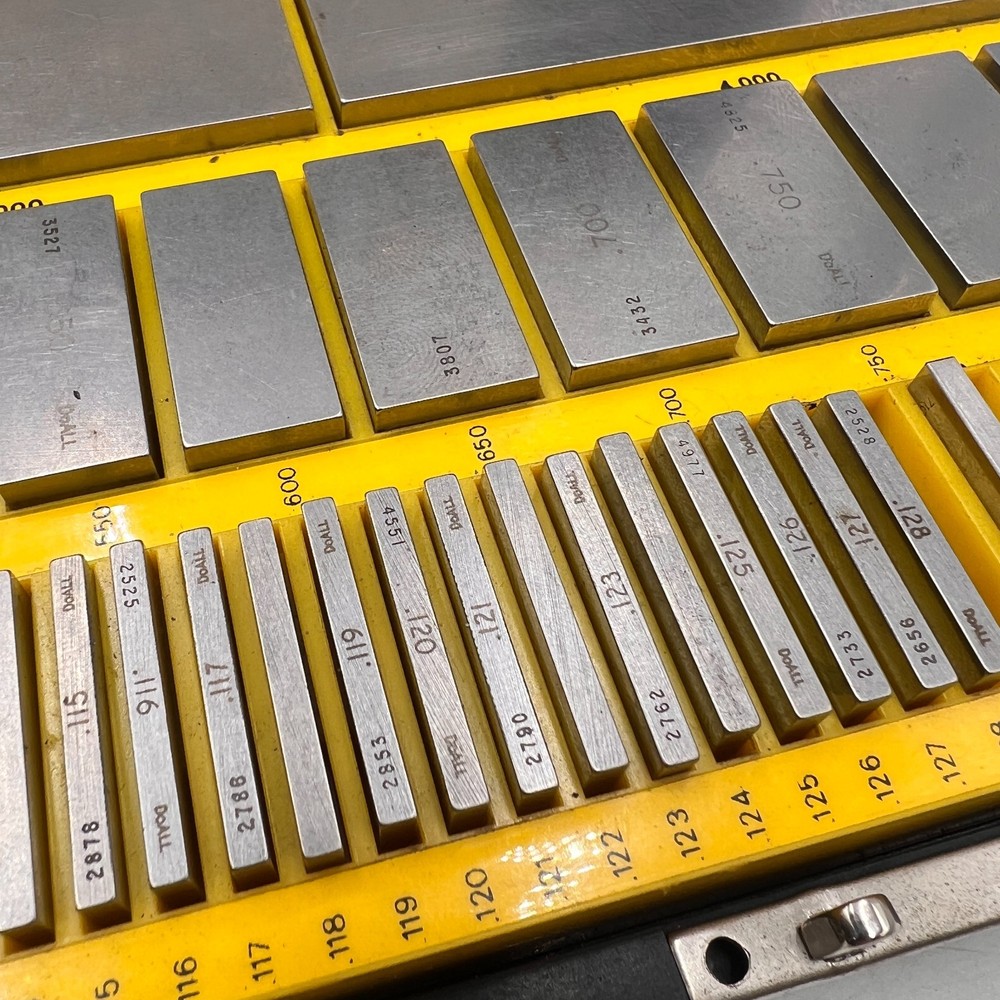 DOALL PRECISION GAGE BLOCKS PARTIAL SET RANGE SET METAL INCOMPLETE