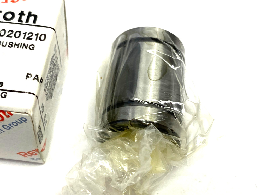 Bosch Rexroth R060201210 Standard Linear Bushing KBM-12-DD