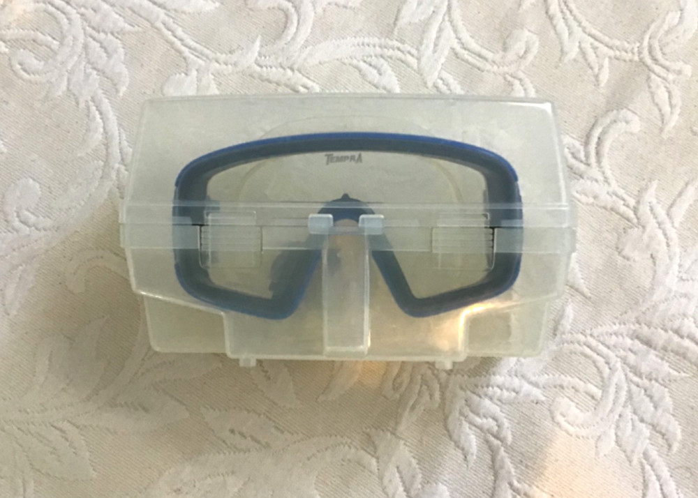 Mares Tempra Scuba Diving Goggles In Case