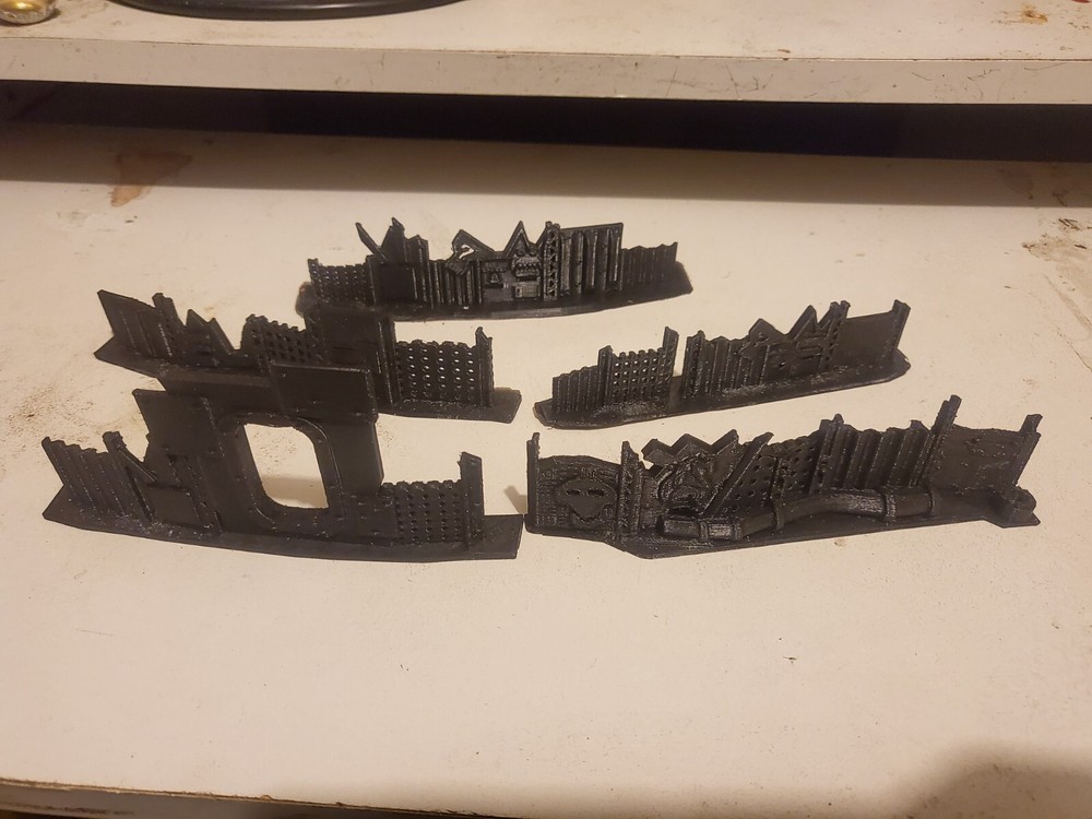 Wargaming ork scatter terrain kill team.