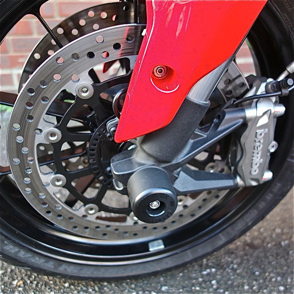 Ducati HYPERSTRADA 821 CRASH PROTECTION KIT PUCKS KNOBS SLIDERS SAVERS OGGYS NEW