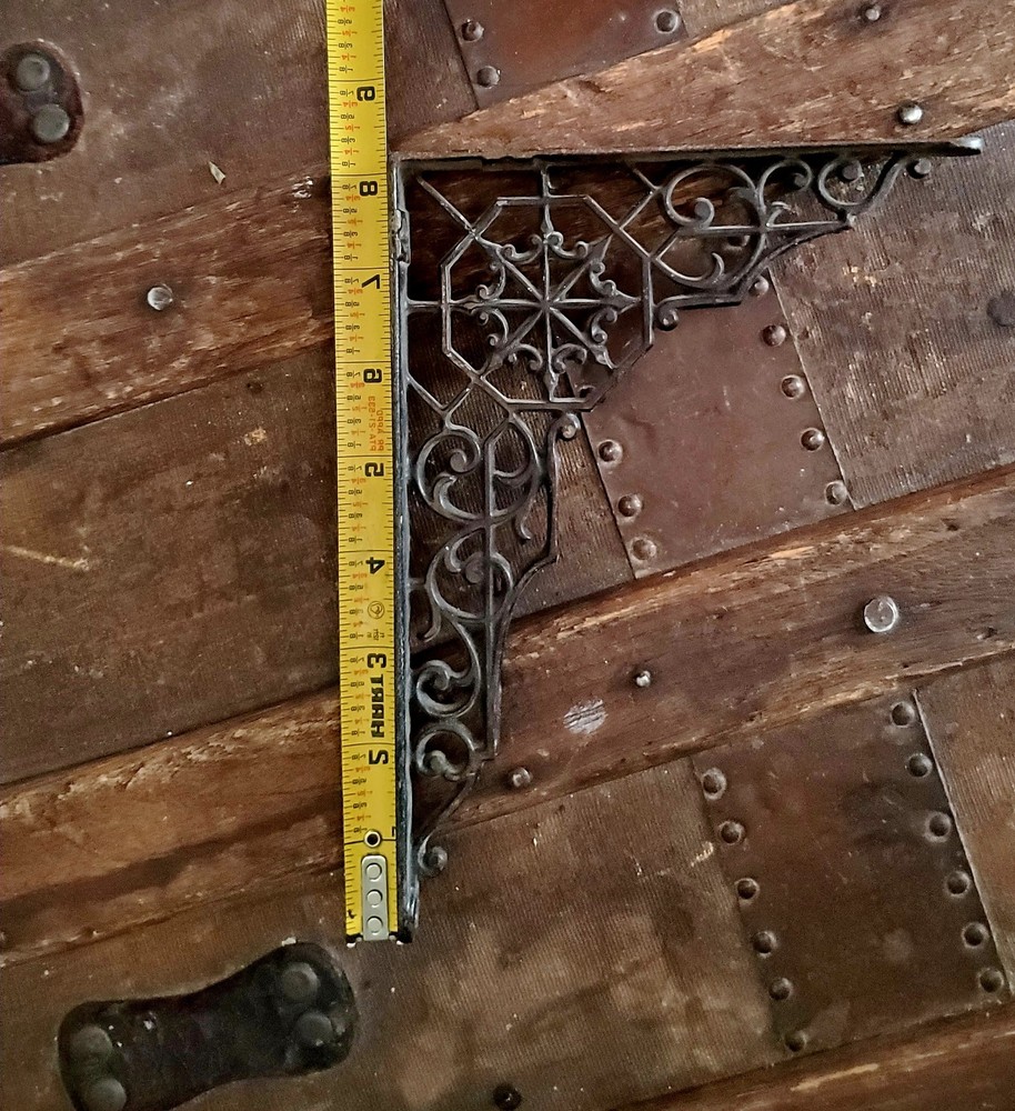Antique Victorian Iron Shelf Bracket