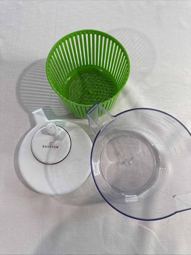 Crofton Pitcher Style Salad Spinner
