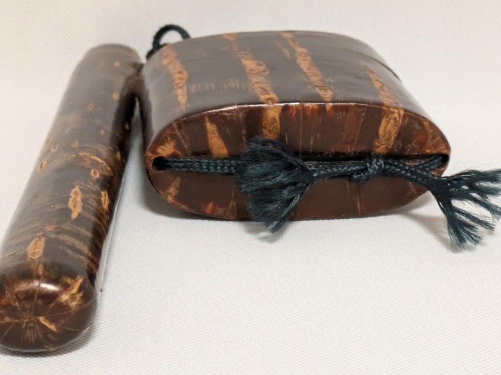 Cherry bark netsuke tobacco holder, date unknown, cigarette case