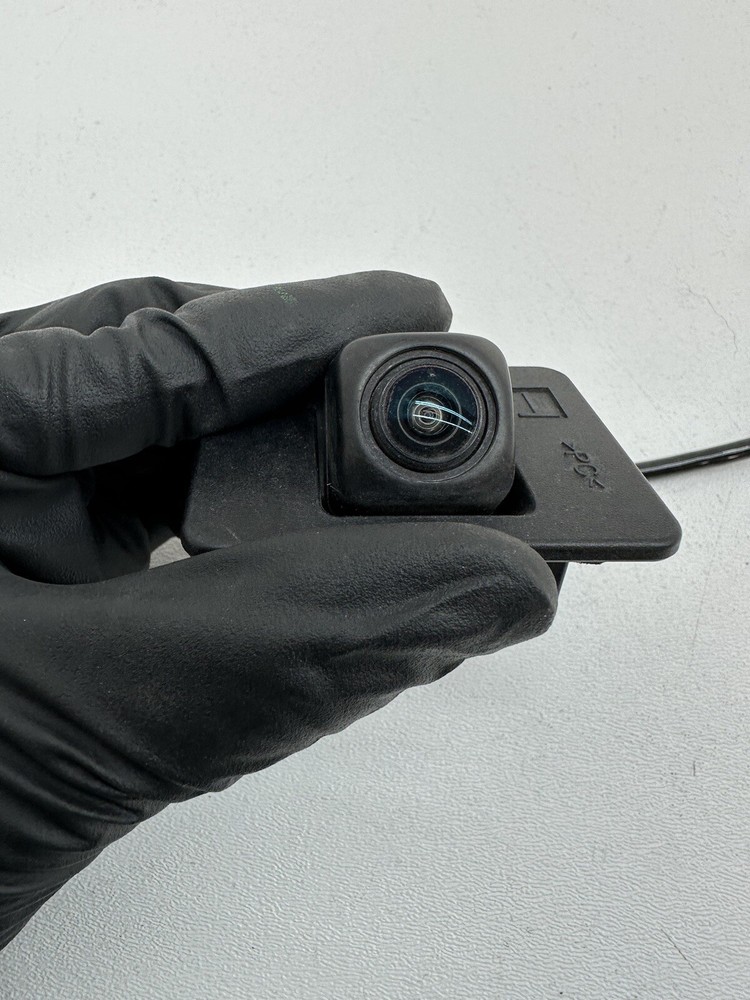 Camera/projector SUBARU IMPREZA 17 - 22 camera decklid mounted OEM