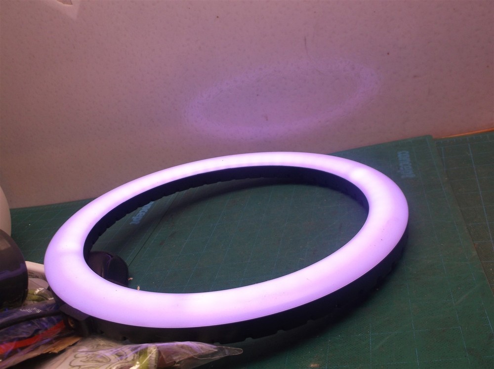 RGB ring light no accessories light only