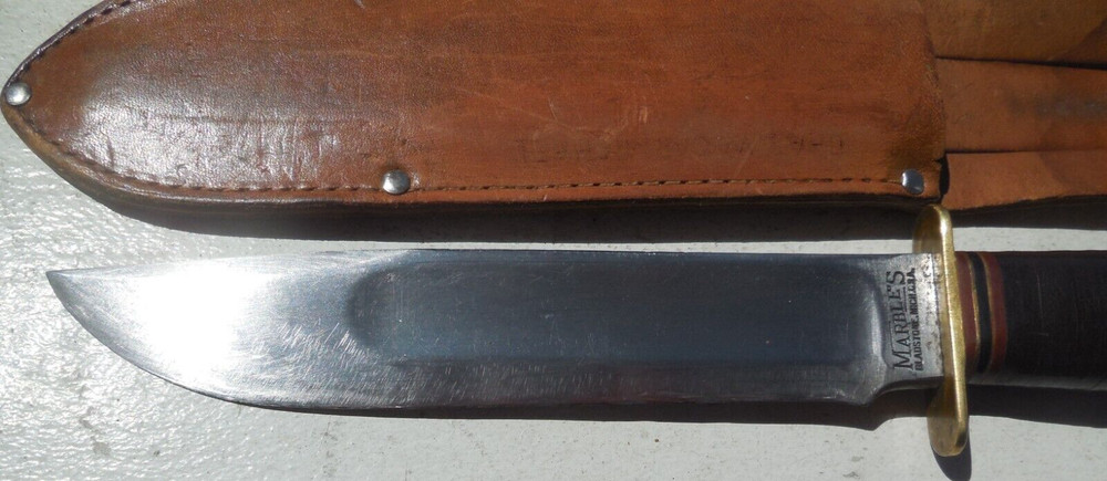 VINTAGE MARBLES 7" FIXED BLADE KNIFE & LEATHER SCABARD
