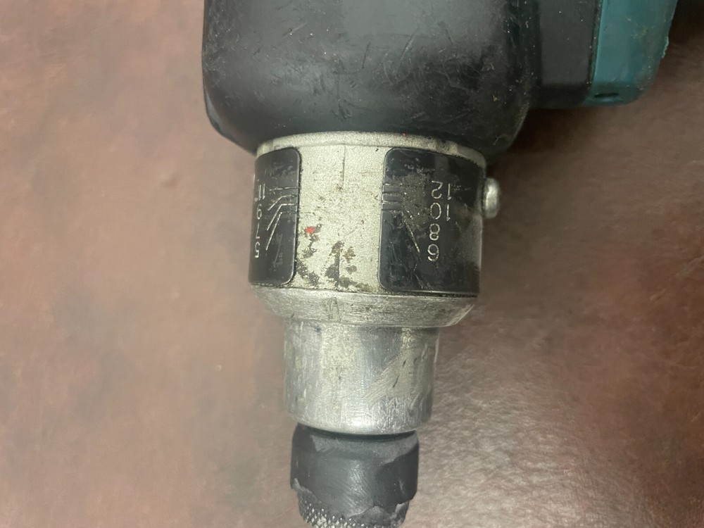 Makita BFT122F - 9.6 V Cordless Precise Torque Screwdriver and Nutrunner
