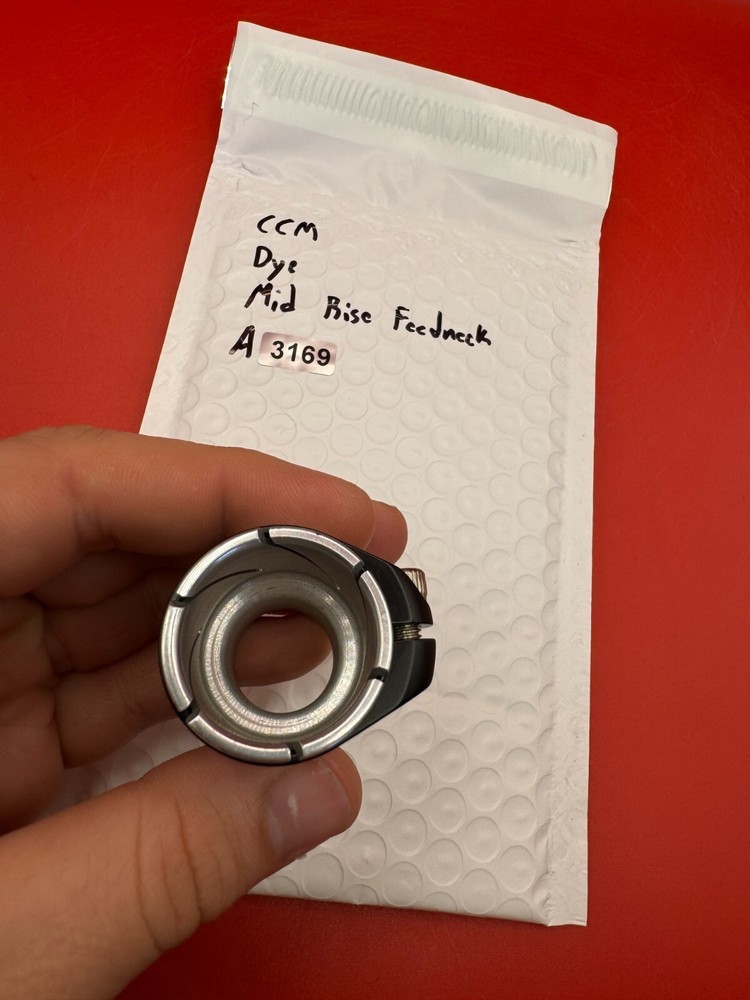 CCM Dye Mid Rise Feedneck