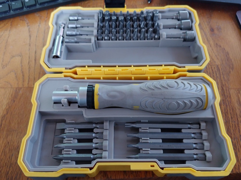 Project Partners 53 Piece Ratchet Driver Set #70792