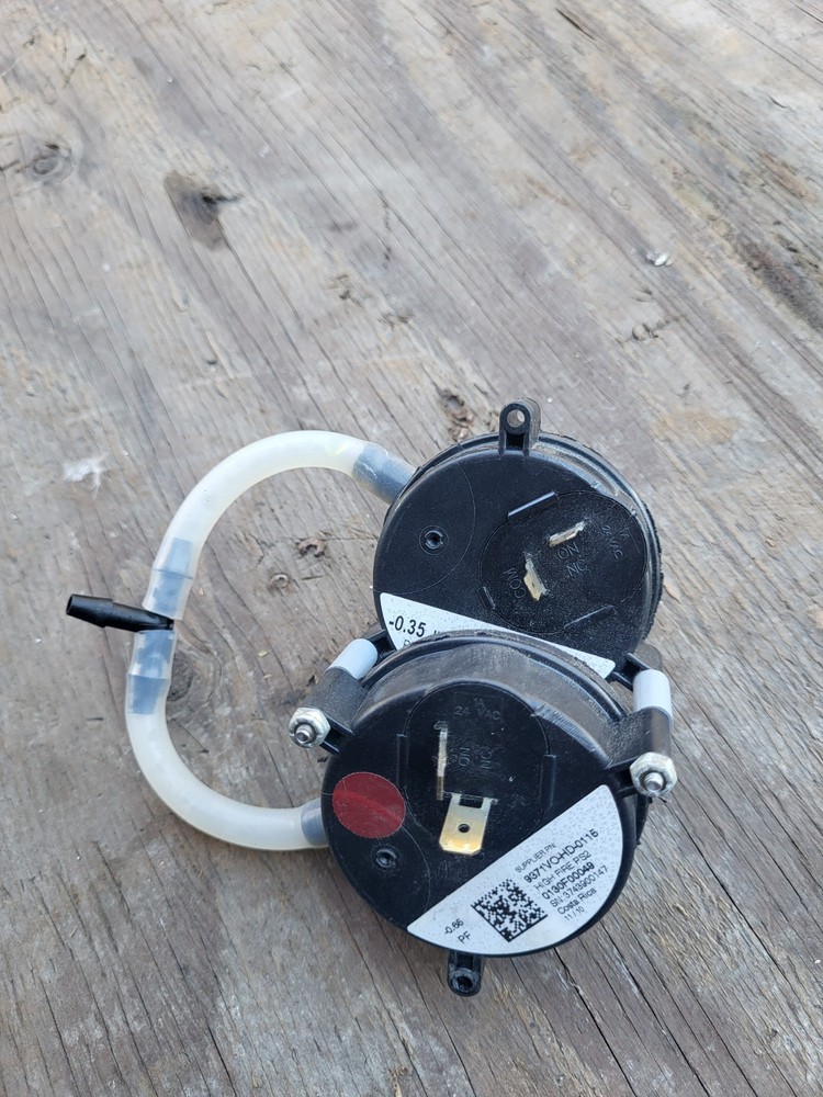 USED double Pressure Switch 9371VO-HD-0116 FREE SHIPPING