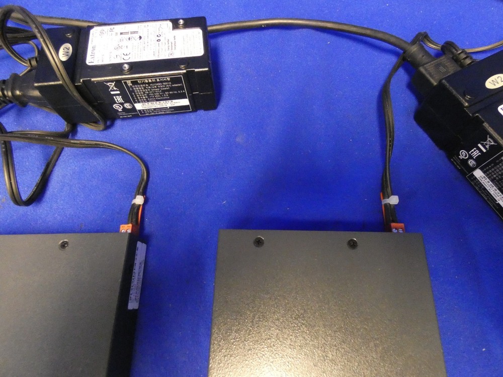 Extron USB Extender Plus R, Extron USB Extender Plus T, 2 Extron Power Supplies