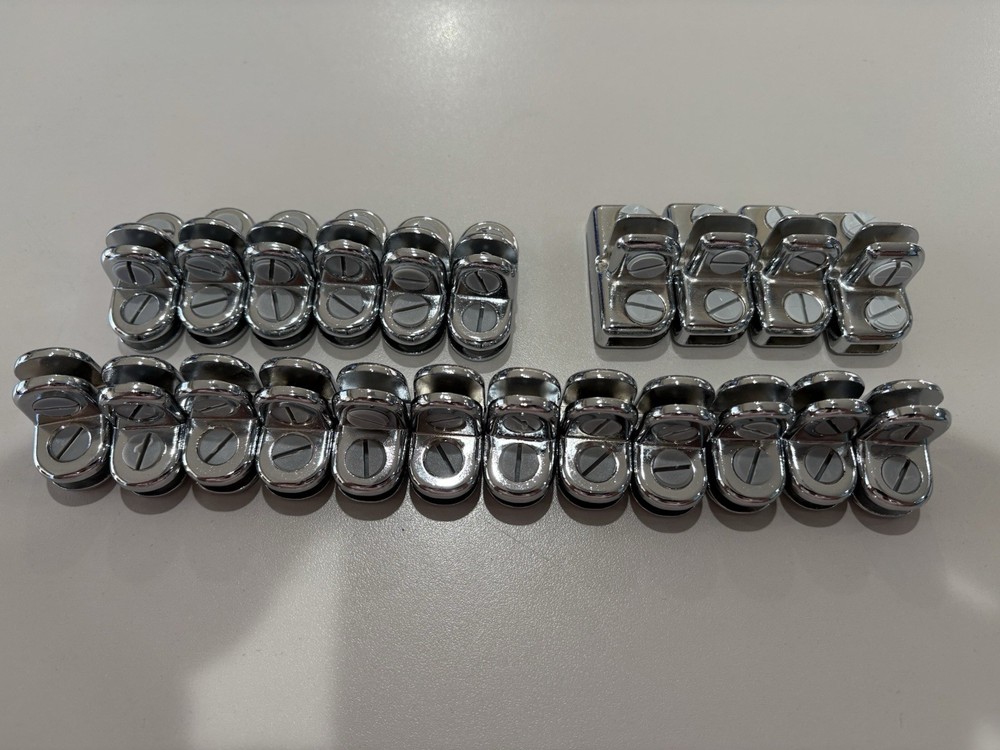 Self Connector Chrome Glass