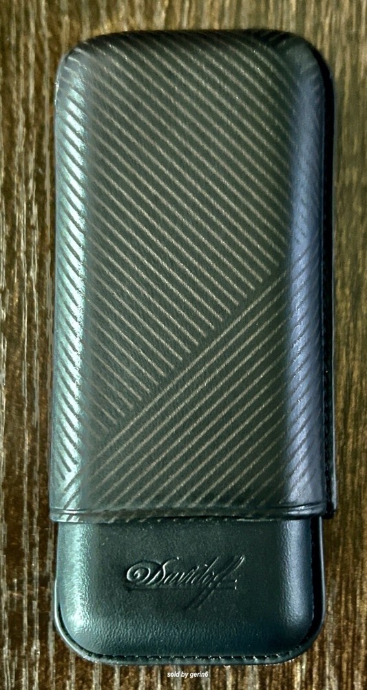Davidoff Black Leather Leaf Pattern Double Cigar Case / Pouch 105582