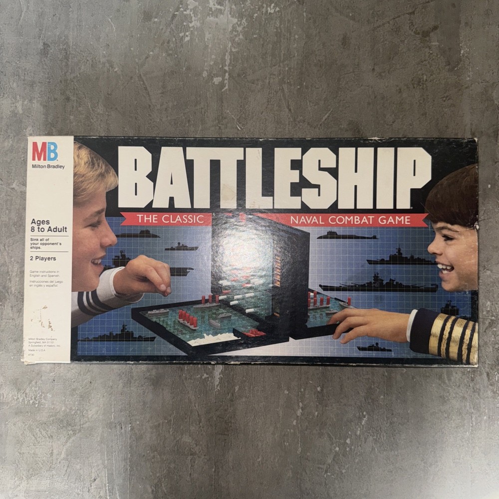 Battleship Board Game from 1990 No Instructions One Ship Missing