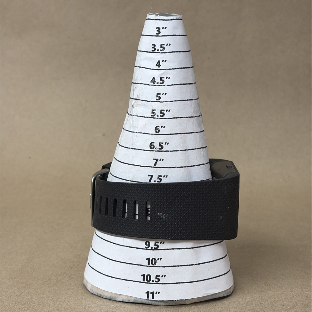 Fitbit Surge Activity Tracker Watch FB501 Large Black No charger Untested