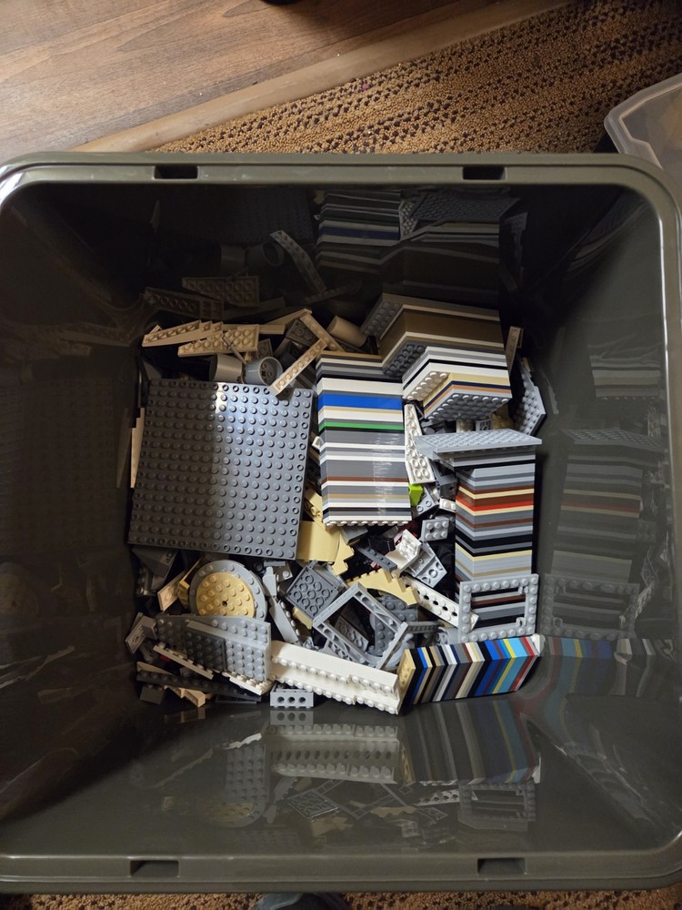 15+ lbs color/accessory sorted Lego Bulk lot