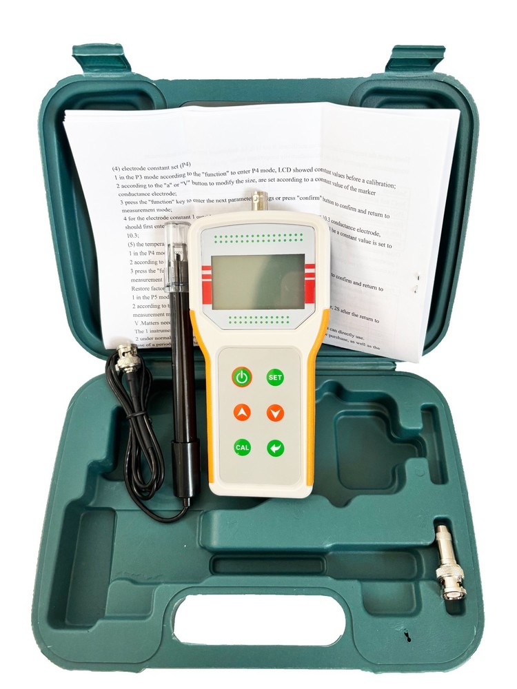 Conductivity Meter Water Quality Analyzer with Temp Compensation 10-50℃ Manual