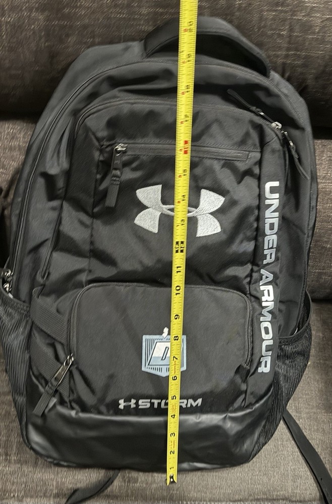 Preowned Under Armour Medium/Large Black & Gray Backpack Bag