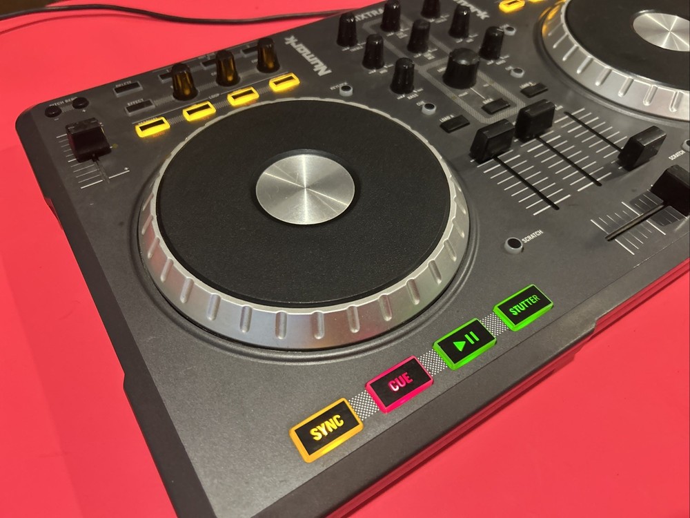 Numark Mixtrack Digital 2-Channel DJ Controller