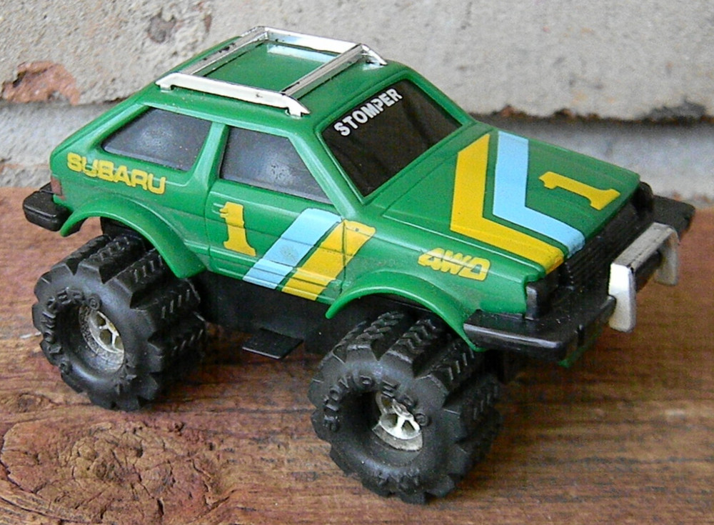 Schaper Stomper 4x4's Subaru Hatchback (Green)