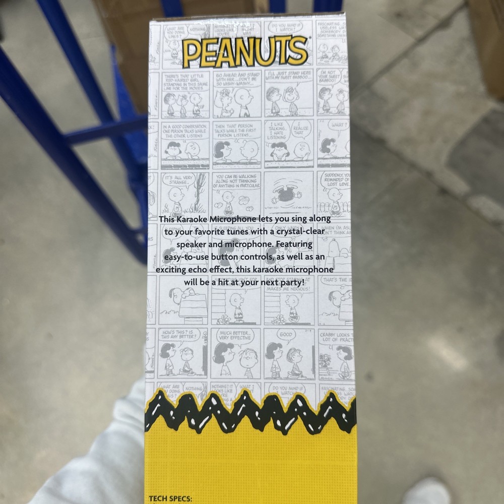 Peanuts Snoopy Bluetooth Karaoke Microphone