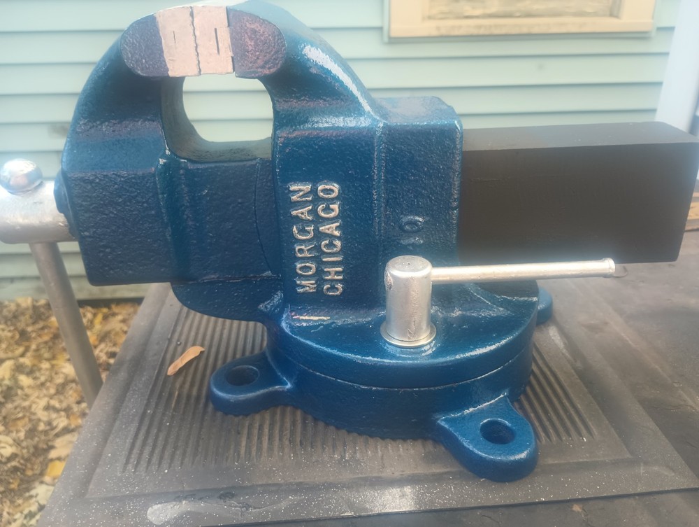 Vintage Morgan Chicago 4" Bench Vise