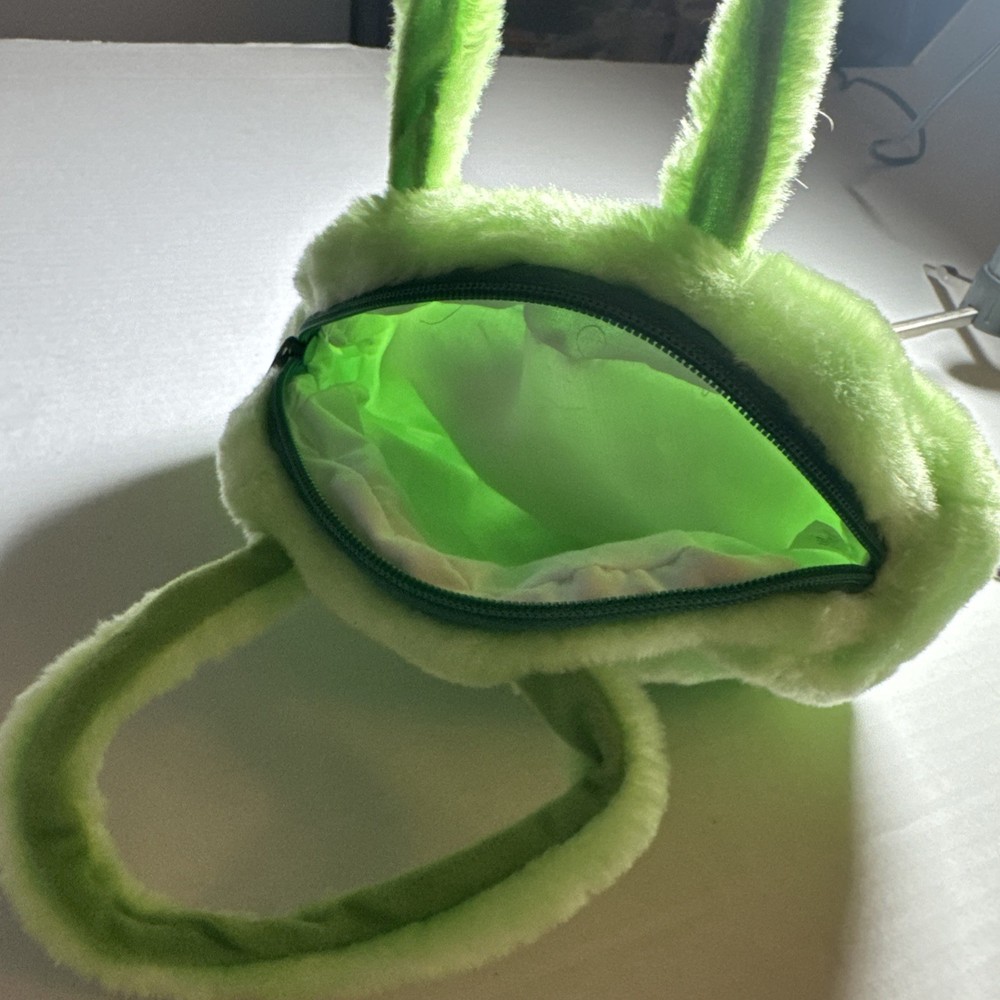 M&Ms Ms Green Plush Bag with accessories ￼