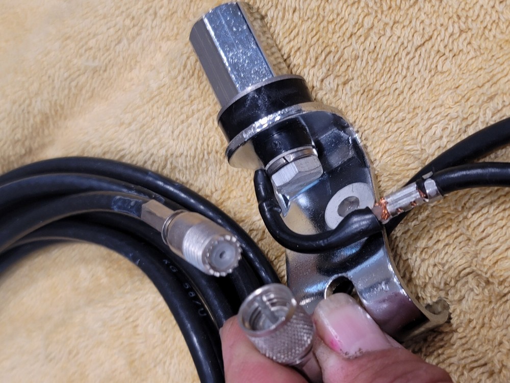 QUICK BREAK HATCHBACK MOUT ANTENNA FOR CB RADIO