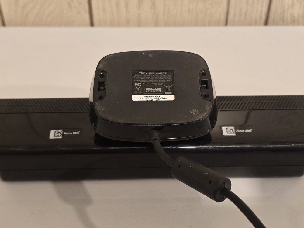 Official Microsoft Xbox 360 Kinect Motion Sensor Bar FREE & FAST SHIPPING!