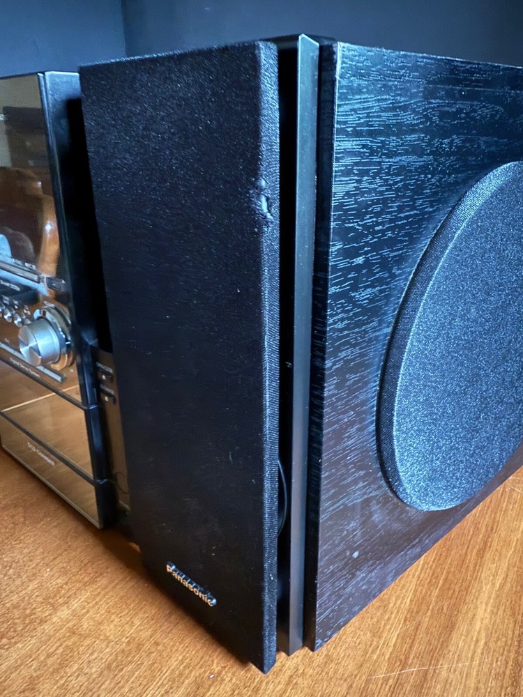 Panasonic CD Stereo System SA-PM47. For Part. Read