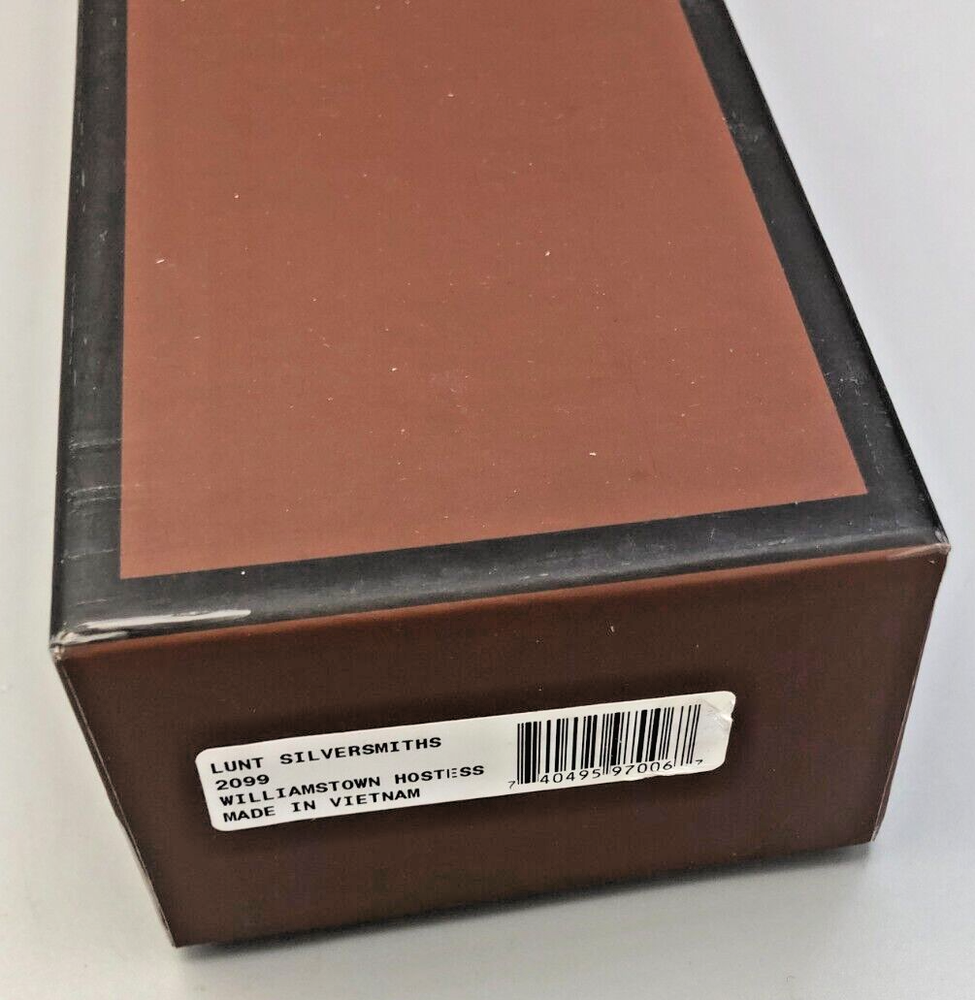 Williamstown Stainless flatware by Lunt 4 piece Hostess Set, NEW in box