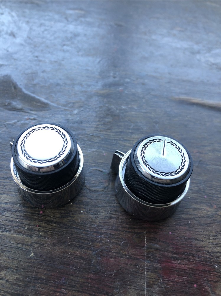 1991 Sedan Deville Radio Knobs