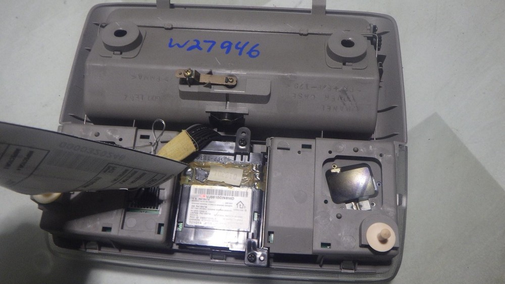 04 LEXUS ES330 Front Console roof