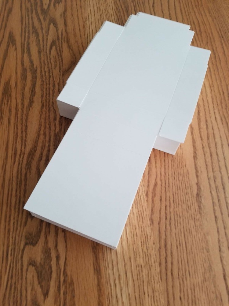 FB-6 Fold up boxes 100 count White 5 1/8" X 5 1/8"