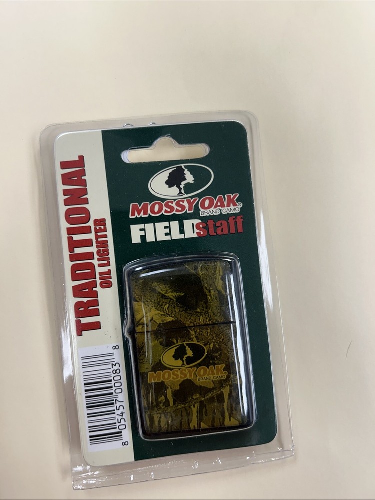 VINTAGE ZIPPO Lighter. Mossy Oak.