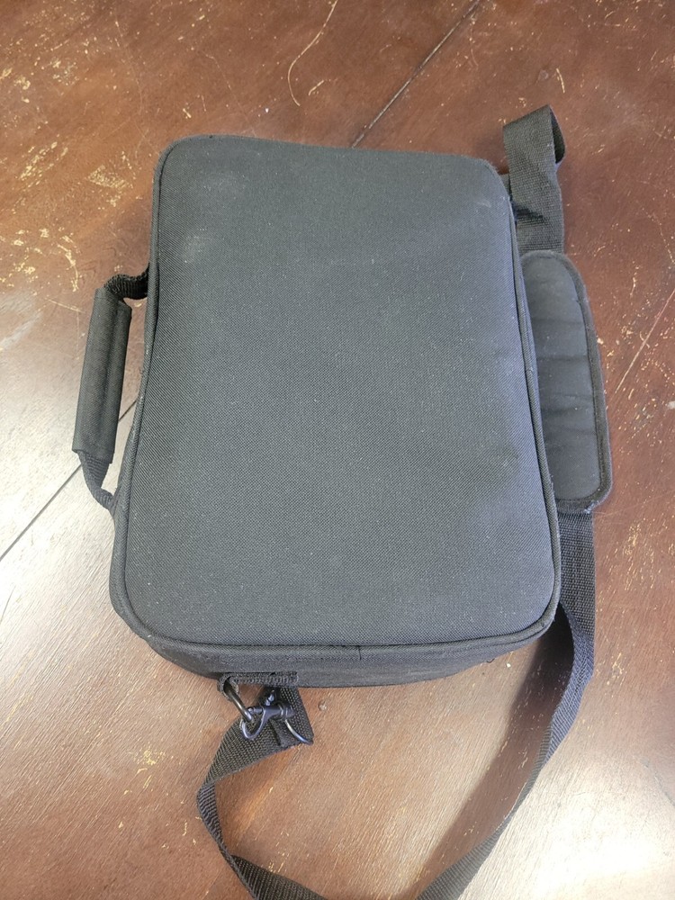 Toshiba TDP-T9 DLP PROJECTOR WITH BAG